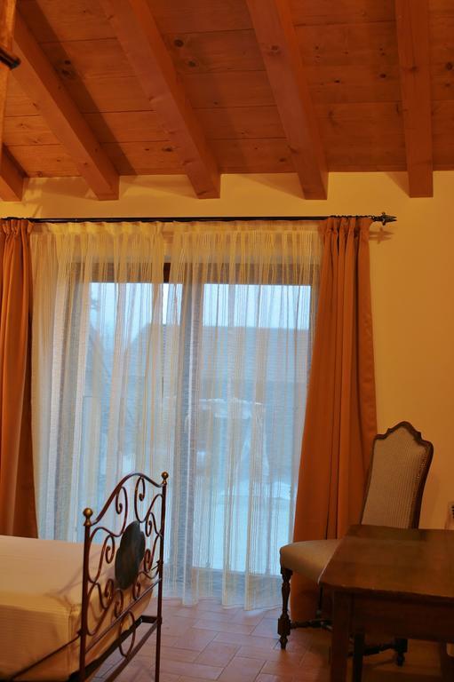 Agriturismo Cavrigo Lodi Room photo