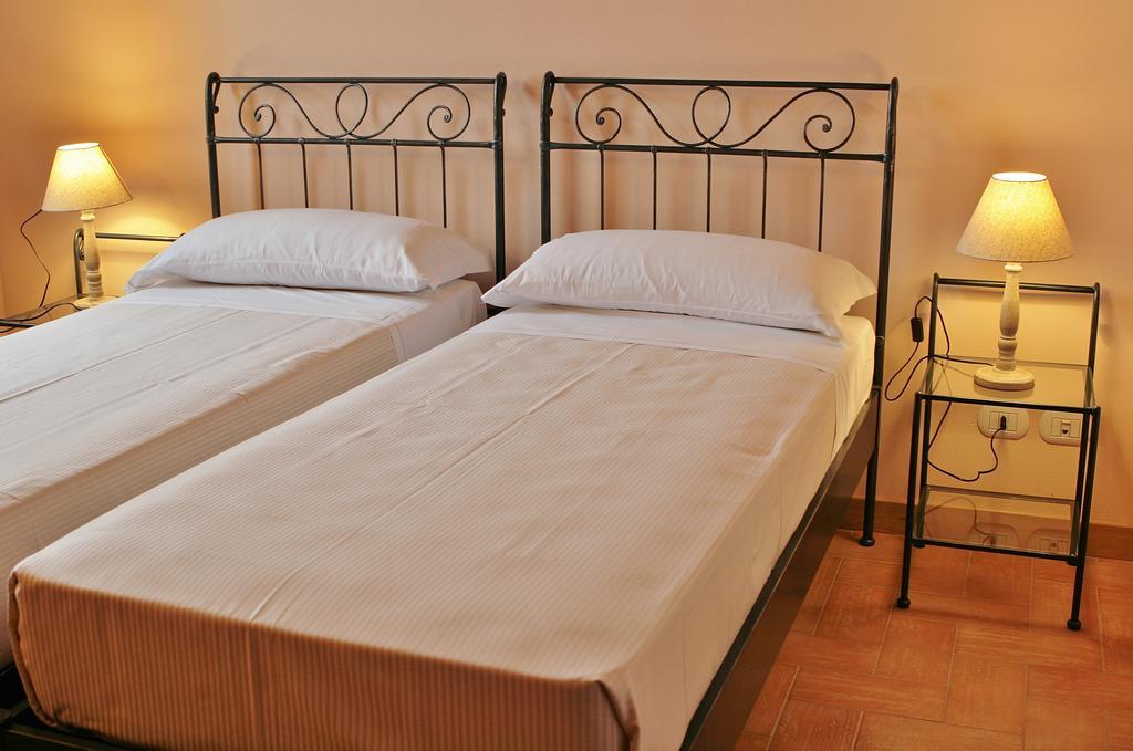 Agriturismo Cavrigo Lodi Room photo